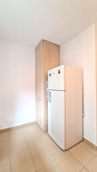 Vitan, garsoniera decomandata, 42 mp, bloc mixt,